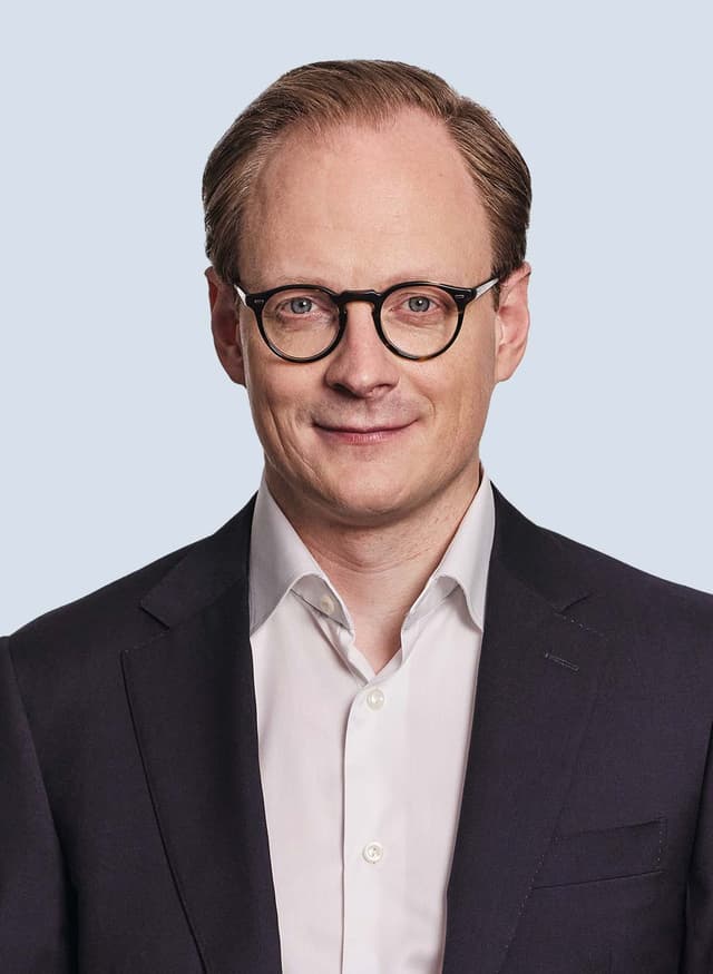 Dominic Voit Dominik Veit - FGS Global
